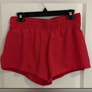 Women’s Fabletics Breathe Mid-Rise Run Short Small Lipstick Red
